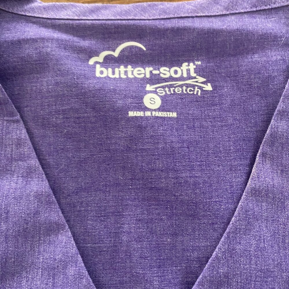 Butter-Soft STRETCH Women's 6-Pocket V-Neck Scrub Top - Sparkling Grape - XS